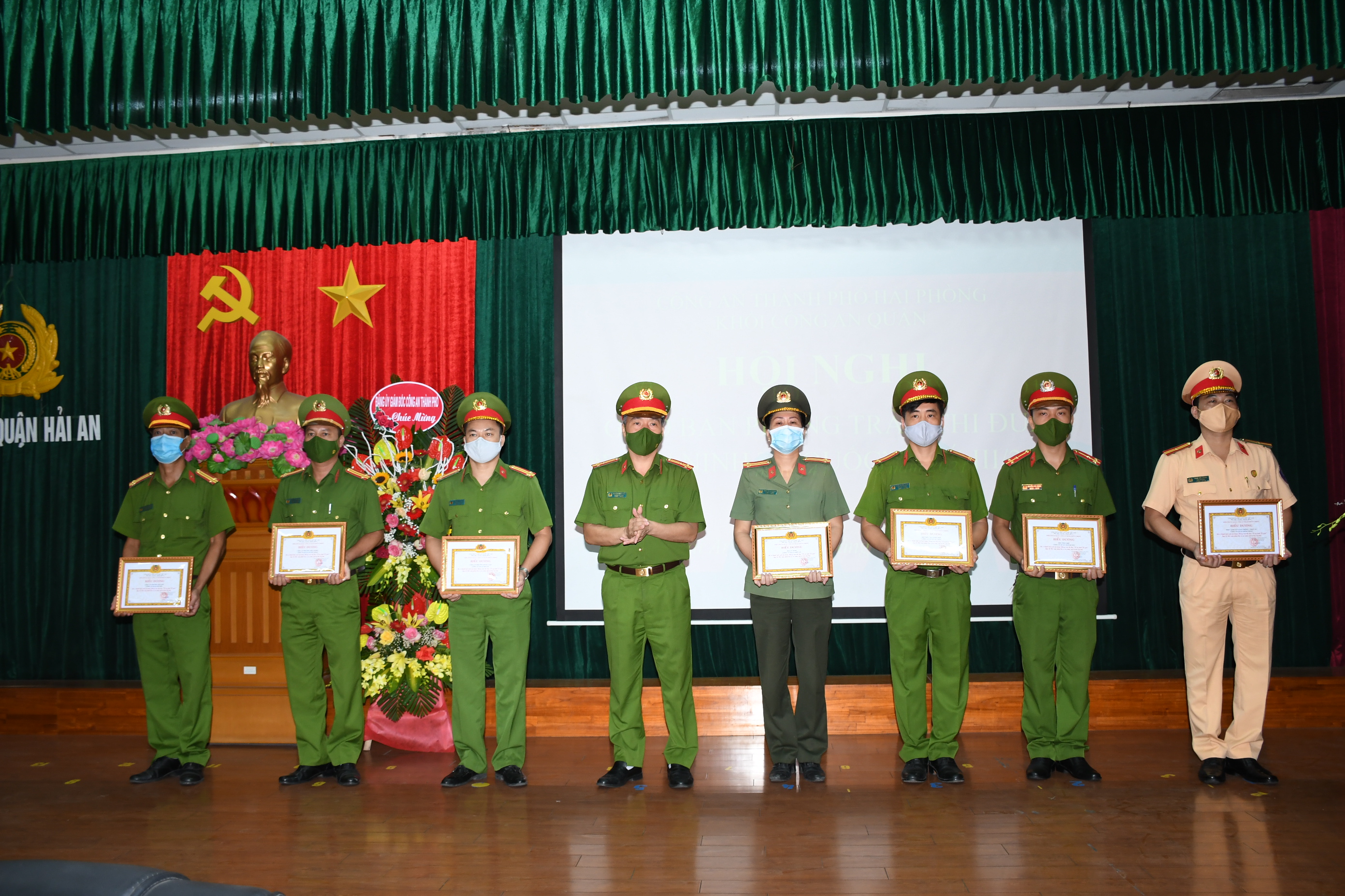 Khối Công an quận tổ chức giao ban phong trào thi đua “Vì An ninh Tổ quốc” quý 3